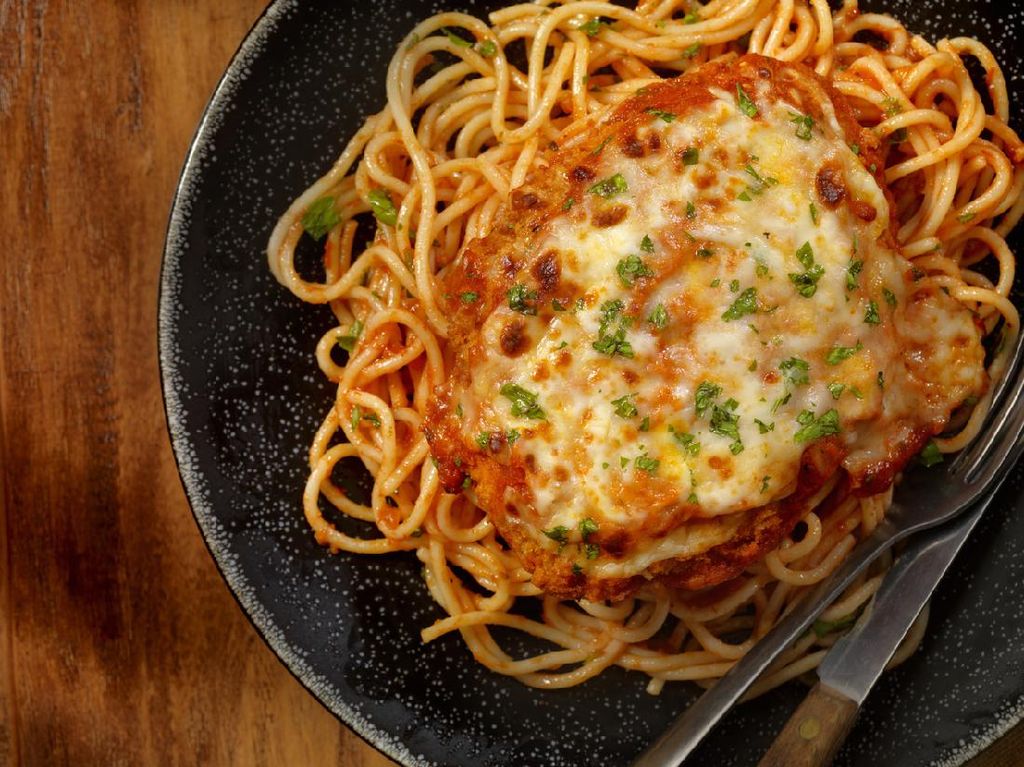 Sore Ini Bisa Belajar Bikin Baked Spaghetti Bareng Chef Odie Djamil