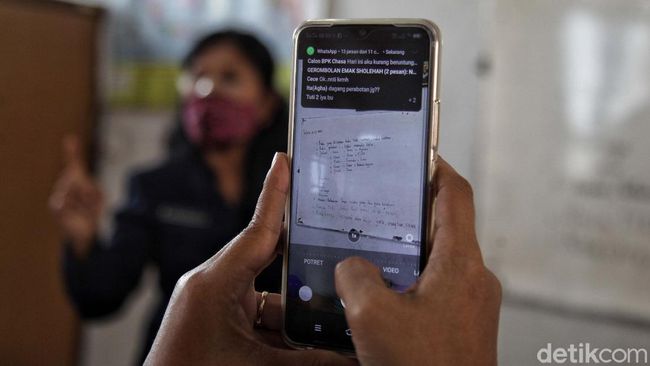 DPRD Minta Pemkot Makassar Fasilitasi Siswa Tak Mampu Ikut Sekolah Daring DPRD Minta Pemkot Makassar Fasilitasi Siswa Tak Mampu Ikut Sekolah Daring