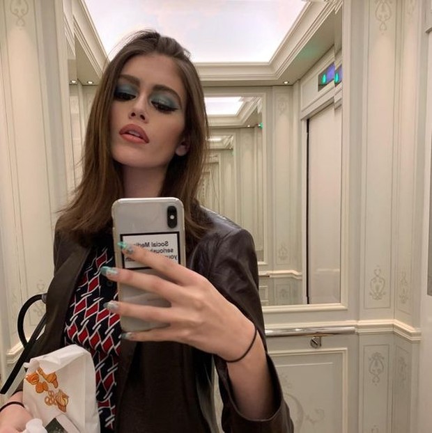 Memiliki banyak follower membuat kita menjadi lebih dikenal