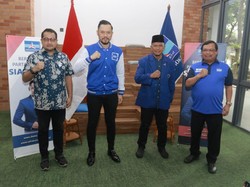 Terjun ke Politik, Coach Rahmad Darmawan Gabung Demokrat