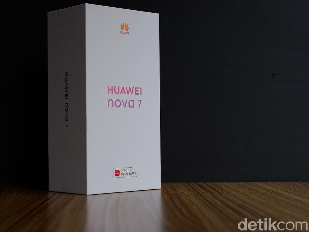 Unboxing Huawei Nova 7, Ponsel Rp 6,899 Juta Perpenampilan Menawan