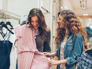 7 Tips Memulai Capsule Wardrobe, Pendekatan Gaya yang Praktis dan Mindful 7 Tips Memulai Capsule Wardrobe, Pendekatan Gaya yang Praktis dan Mindful