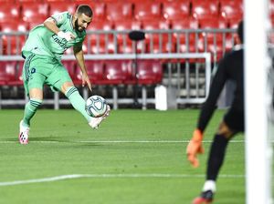 Top Skor Liga Spanyol: Bisakah Karim Benzema Salip Lionel Messi?