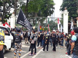 Massa Demo di Depan Kemendikbud, Protes soal PPDB DKI Jakarta