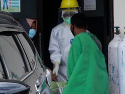 Keluarga Jemput 4 Pasien COVID-18 di Kota Parepare yang Telah Sembuh