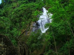 Pesona Curug Winong Tiada Duanya