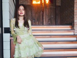 Syifa Hadju Ingin Coba Tulis Lagu Sendiri