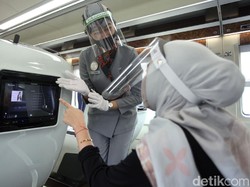 Mau Jadi Pramugari KA? Ini Syaratnya