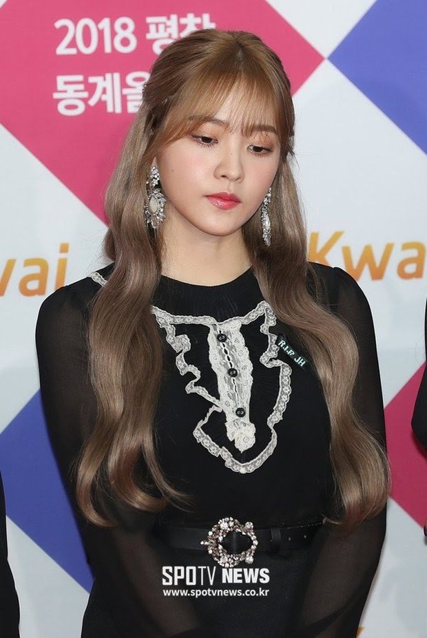 Yeri Red Velvet Tidak Tersenyum/ Foto: Koreaboo