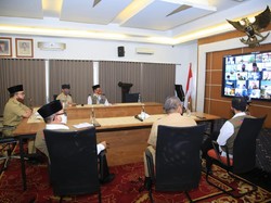 Bupati Anas Sharing Strategi New Normal Pariwisata ke Pelaku Wisata Jatim