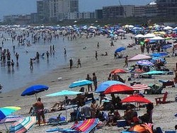 Rekor Baru, AS Catat 75 Ribu Kasus Corona dalam Sehari