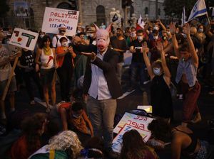 Ratusan Warga Israel Unjuk Rasa Tuntut Netanyahu Mundur