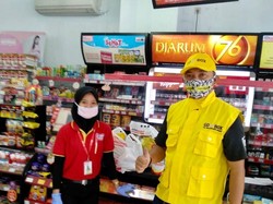 Tingkatkan Semangat, Gojek Bagikan Voucher Sembako ke 10.000 Mitra Driver