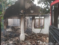 Tumpahan Bensin Sambar Tungku, Rumah dan Warung di Jember Ludes Terbakar