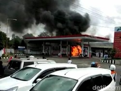 Mobil yang Isi Bahan Bakar Korsleting, Pom Bensin di Pamekasan Terbakar