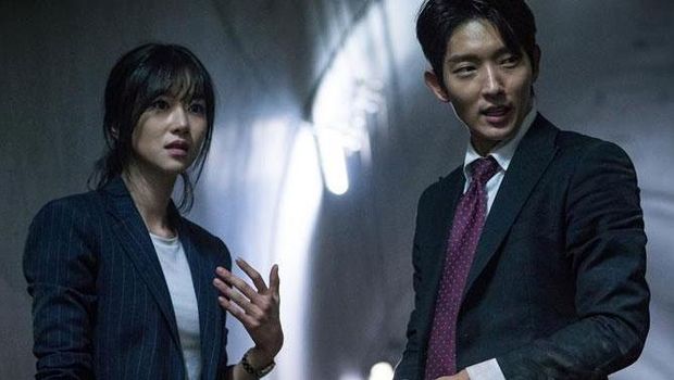 Lawless Lawyer