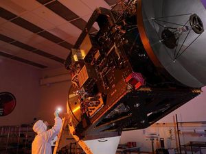 Peluncuran Misi Mars Arab yang Pertama Ditunda karena Cuaca Buruk