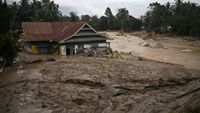 Ratusan Rumah Tertimbun Lumpur Akibat Banjir di Luwu Utara