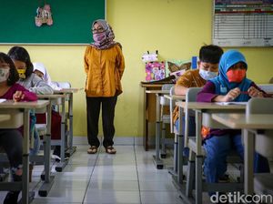 Tunjangan Profesi Guru SPK Disetop, DPR Minta Aturannya Ditinjau Kembali