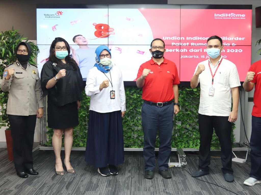 Telkom Gelar Undian IndiHome Miliarder 2020 di 7 Wilayah Regional Telkom Gelar Undian IndiHome Miliarder 2020 di 7 Wilayah Regional