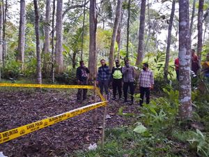 Jabar Hari Ini: Mayat Bayi Diseret Anjing-Fakta Baru Perkosaan Gadis Bandung Jabar Hari Ini: Mayat Bayi Diseret Anjing-Fakta Baru Perkosaan Gadis Bandung