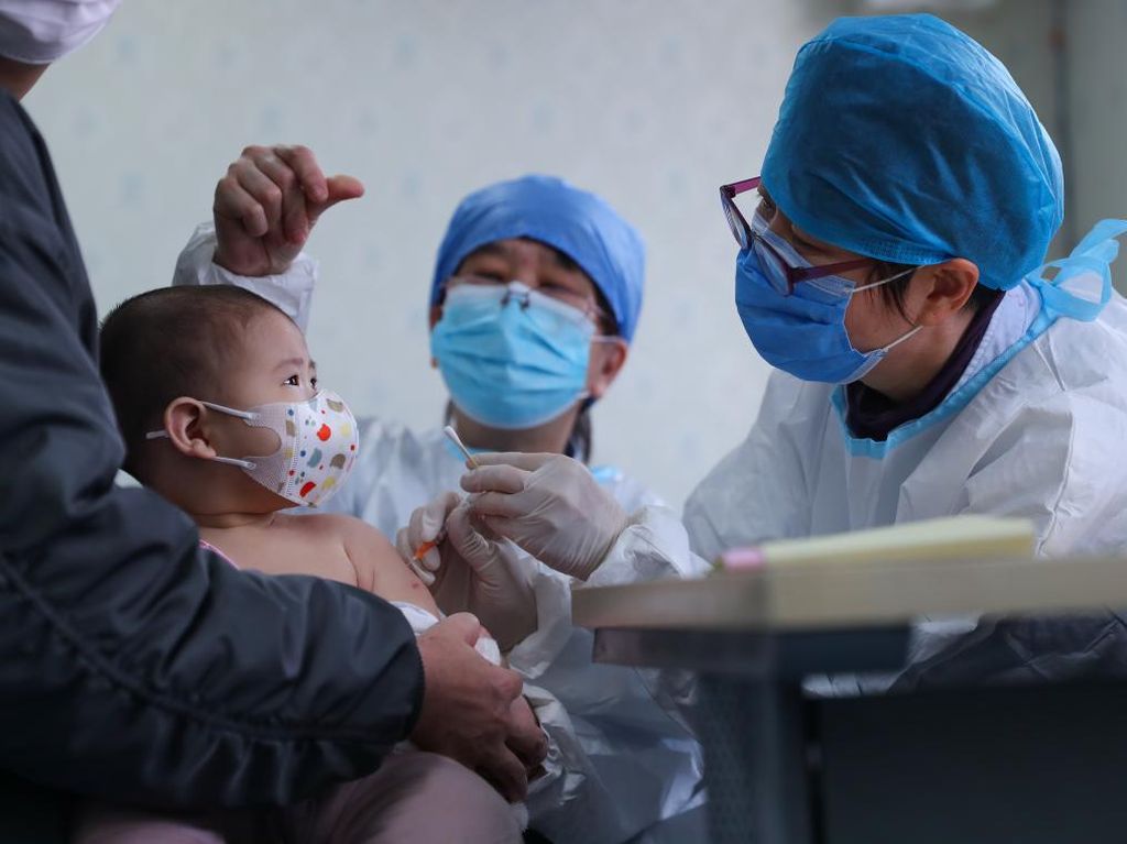 Bukan Batuk, Anak yang Terinfeksi Corona Lebih Banyak Alami Diare dan Muntah Bukan Batuk, Anak yang Terinfeksi Corona Lebih Banyak Alami Diare dan Muntah
