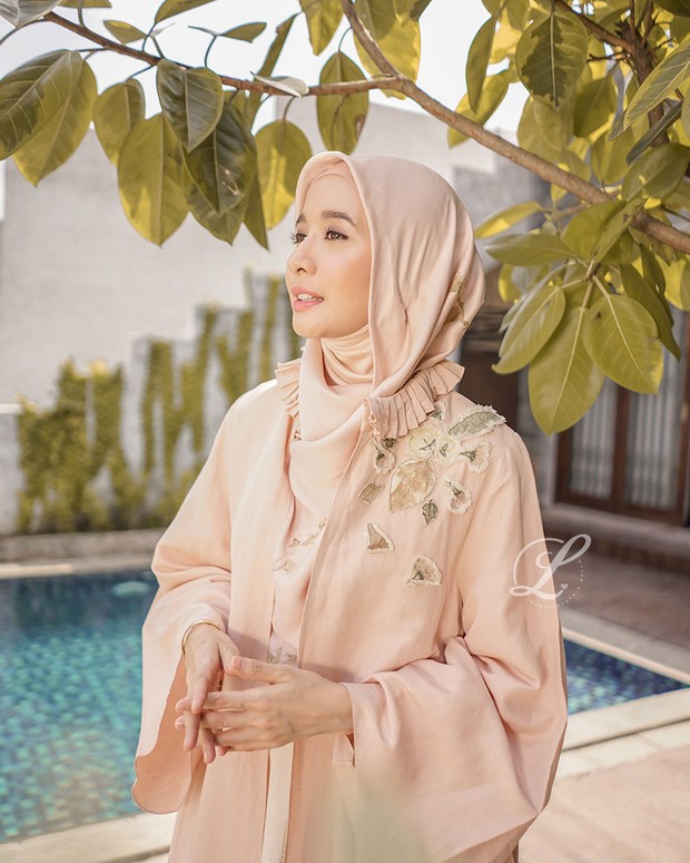 Murni Fashion Outer L by LCB. Sumber gambar : https://www.lbylcb.com Murni Fashion Laudya Chintya Bella
