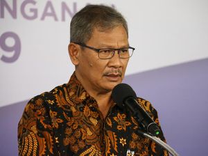 Achmad Yurianto dan Julukan Pembawa Kabar Kematian COVID-19 Achmad Yurianto dan Julukan Pembawa Kabar Kematian COVID-19