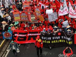 Buruh Mau Gugat Omnibus Law, Istana Siapkan Lawyer Terbaik