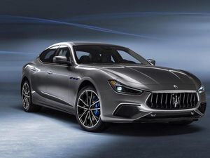 Ghibli Hybrid, Maserati Melangkah Masuk ke Era Elektrifikasi
