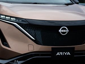 Nissan Perkenalkan Logo Baru