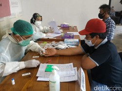 Jelang Pemutakhiran Data Pemilih, 305 Pengawas di Banyuwangi Rapid Test