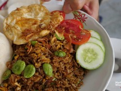 Ada Lagu Nasi Goreng dalam Bahasa Belanda dan Inggris