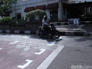 Physical Distancing untuk Kendaraan di Jalanan Kota Bandung