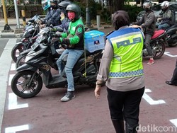 Jaga Jarak Pemotor, 159 Ruang Henti Khusus Disiapkan di Jabar