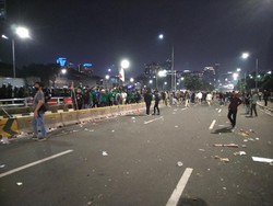 Demo di DPR Ricuh, 20 Orang Perusuh Diamankan Polda Metro