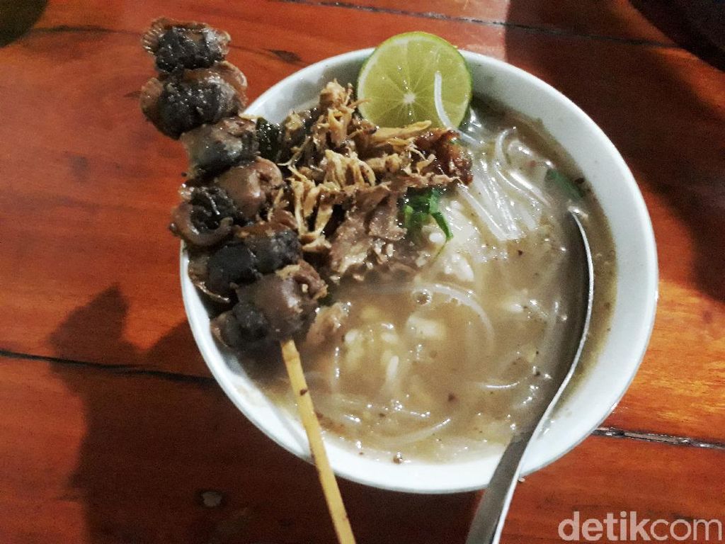 Ngiras Soto Semarang Pak Eko Blangkon yang Gurih Segar Ngiras Soto Semarang Pak Eko Blangkon yang Gurih Segar