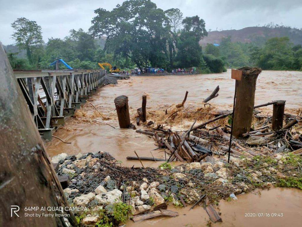 Video Sungai di Morowali Sulteng Meluap, Permukiman Warga Terendam