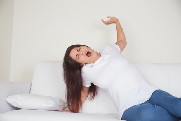 Jarang Berolahraga juga bisa menyebabkan payudara kendur.