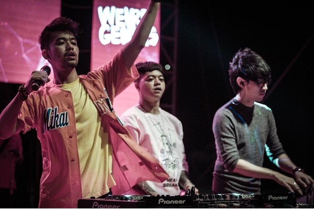 Lagu Lathi juga menyiratkan pendirian serta keberanian dalam menghadapi hubungan yang sudah tidak sehat.