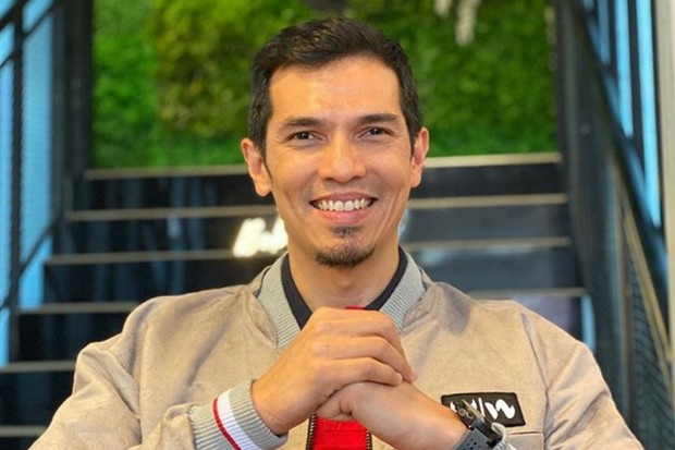 Adrian Maulana sempat mengeluhkan tagihan listrik naik di masa pandemi corona