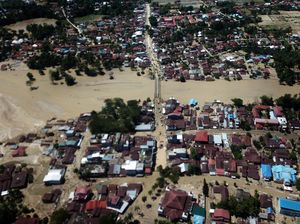 Surut Banjir Masamba Sisakan Lumpur dan Nestapa