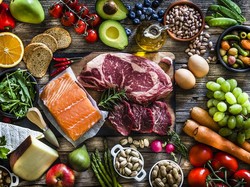 Mau Kulit Glowing atau Berat Badan Turun? Coba Kombinasi Makanan Sehat Ini