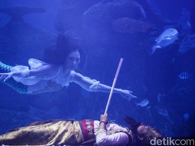 Melihat Teater Duyung di Dalam Mal Ibu Kota