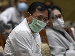 Menkes Terawan Pastikan Penanganan Corona dan Stunting Beriringan Menkes Terawan Pastikan Penanganan Corona dan Stunting Beriringan