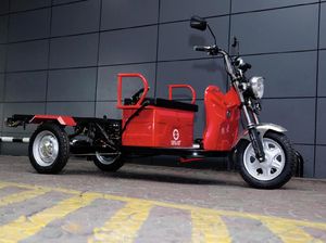 Modifikator Ditantang Rombak Tampilan Motor Listrik Roda Tiga