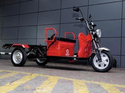 Modifikator Ditantang Rombak Tampilan Motor Listrik Roda Tiga