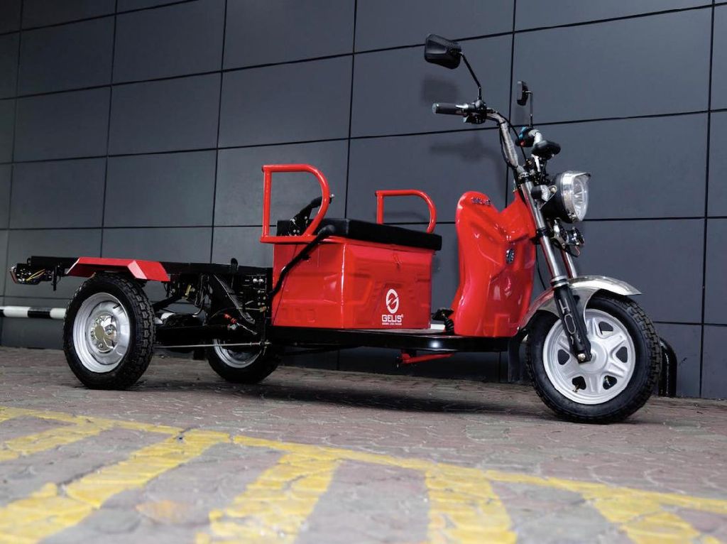 Modifikator Ditantang Rombak Tampilan Motor Listrik Roda Tiga Modifikator Ditantang Rombak Tampilan Motor Listrik Roda Tiga