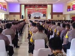 Kapolda Jatim Instruksikan Bhabinkamtibmas Terapkan 3T Tekan COVID-19