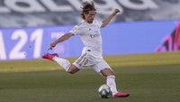 Madrid resmi menyegel gelar kampiun Liga Spanyol 2019/2020, Jumat (17/7/2020) dini hari WIB. Los Blancos menjadi juara usai meraih kemenangan 2-1 atas Villarreal di Estadio Alfredo Di Stefano.